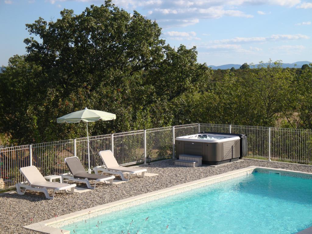 Les Villas De Perret ジョワイユーズ 部屋 写真