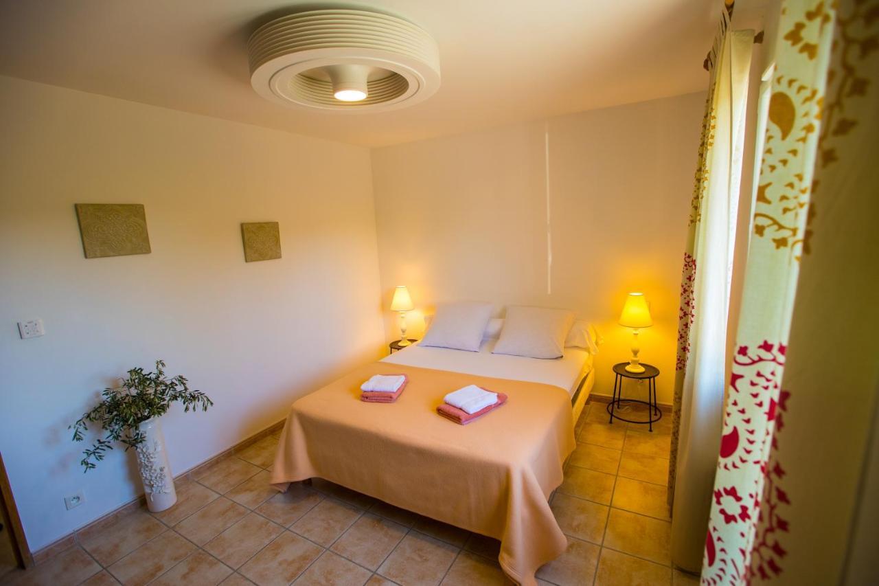Les Villas De Perret ジョワイユーズ エクステリア 写真