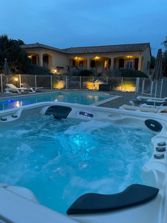 Les Villas De Perret ジョワイユーズ エクステリア 写真