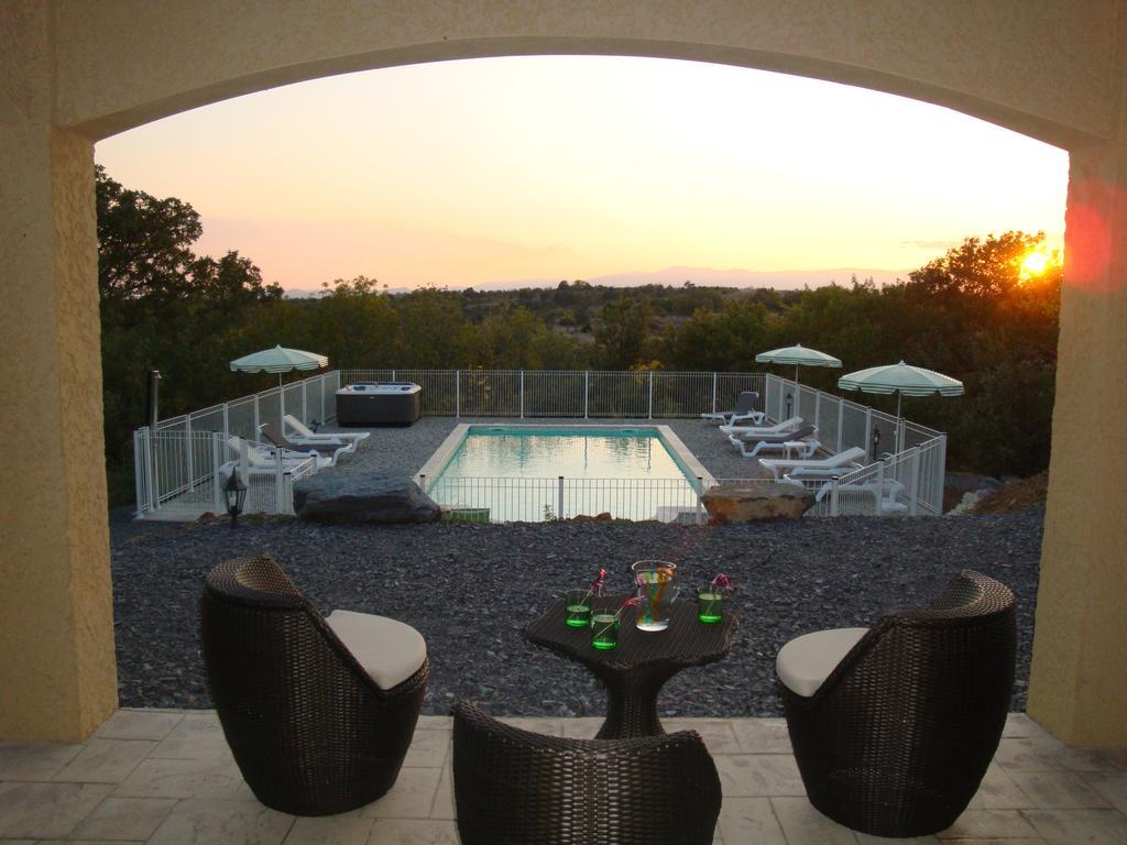 Les Villas De Perret ジョワイユーズ 部屋 写真