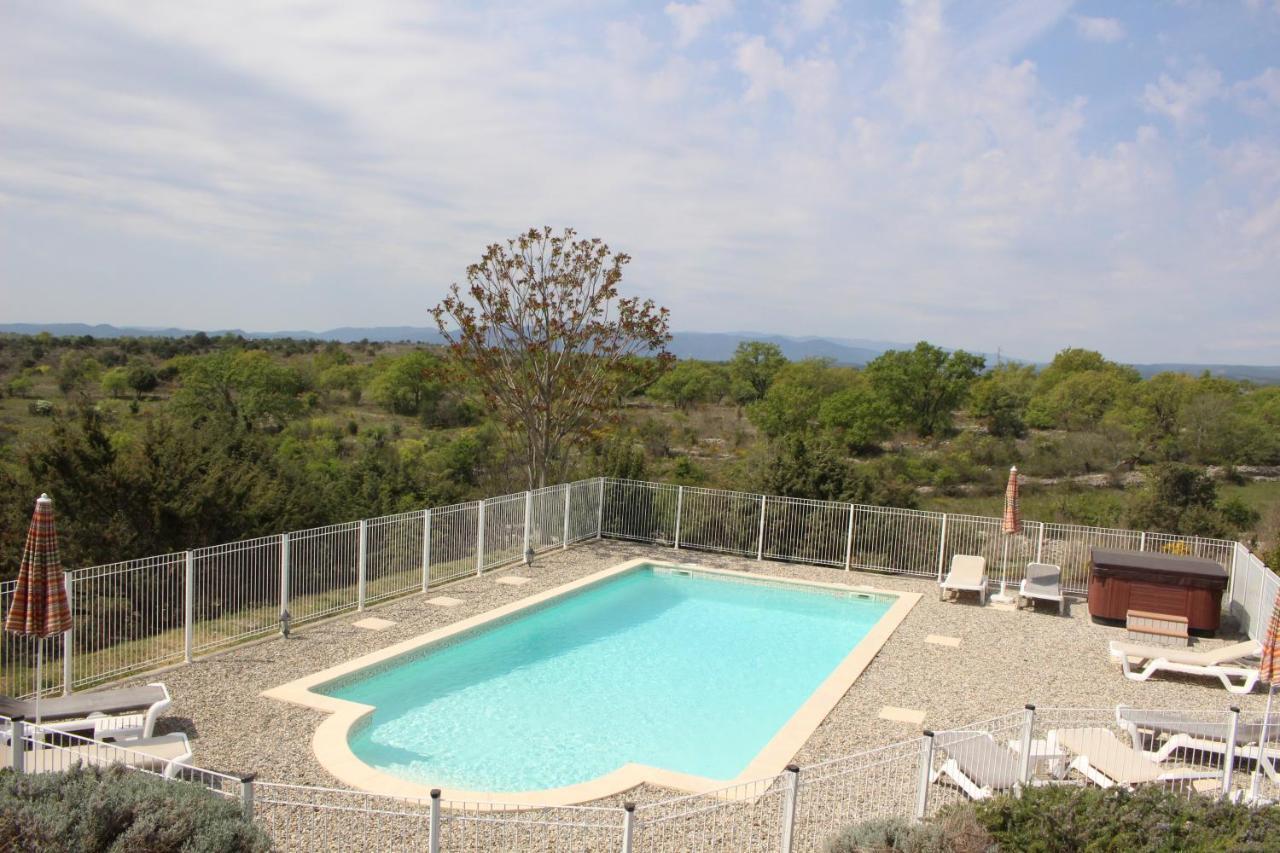 Les Villas De Perret ジョワイユーズ エクステリア 写真